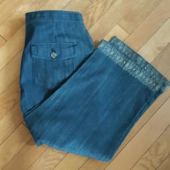 Christopher & Banks Dark Wash Denim Capri … - Picture 7 of 7